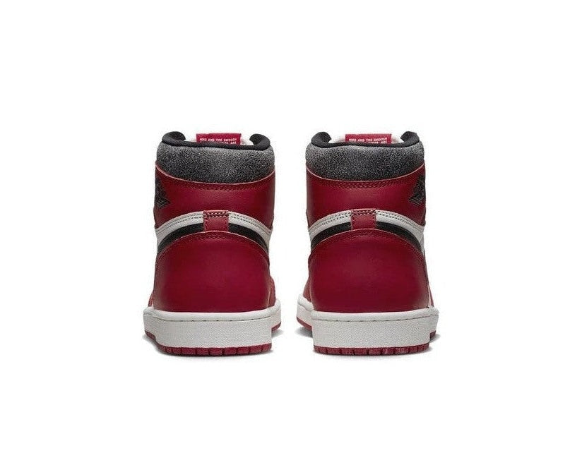 Air Jordan 1 High OG Chicago Lost and Found