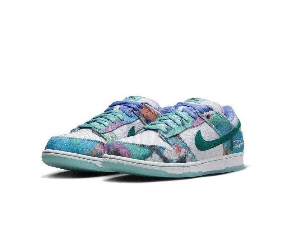 Nike SB Dunk Low Futura Laboratories Bleached Aqua